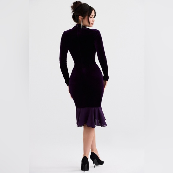 House of CB Dahna Dark Purple Velvet Corset Dress - Picture 6 of 11